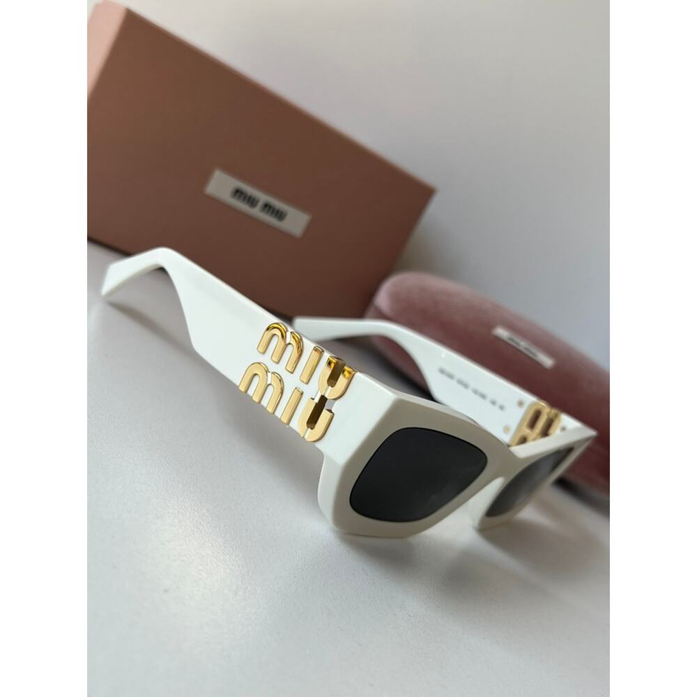 NEW Miu Miu MU09WS White Cat Eye Sunglasses - Picture 7 of 8